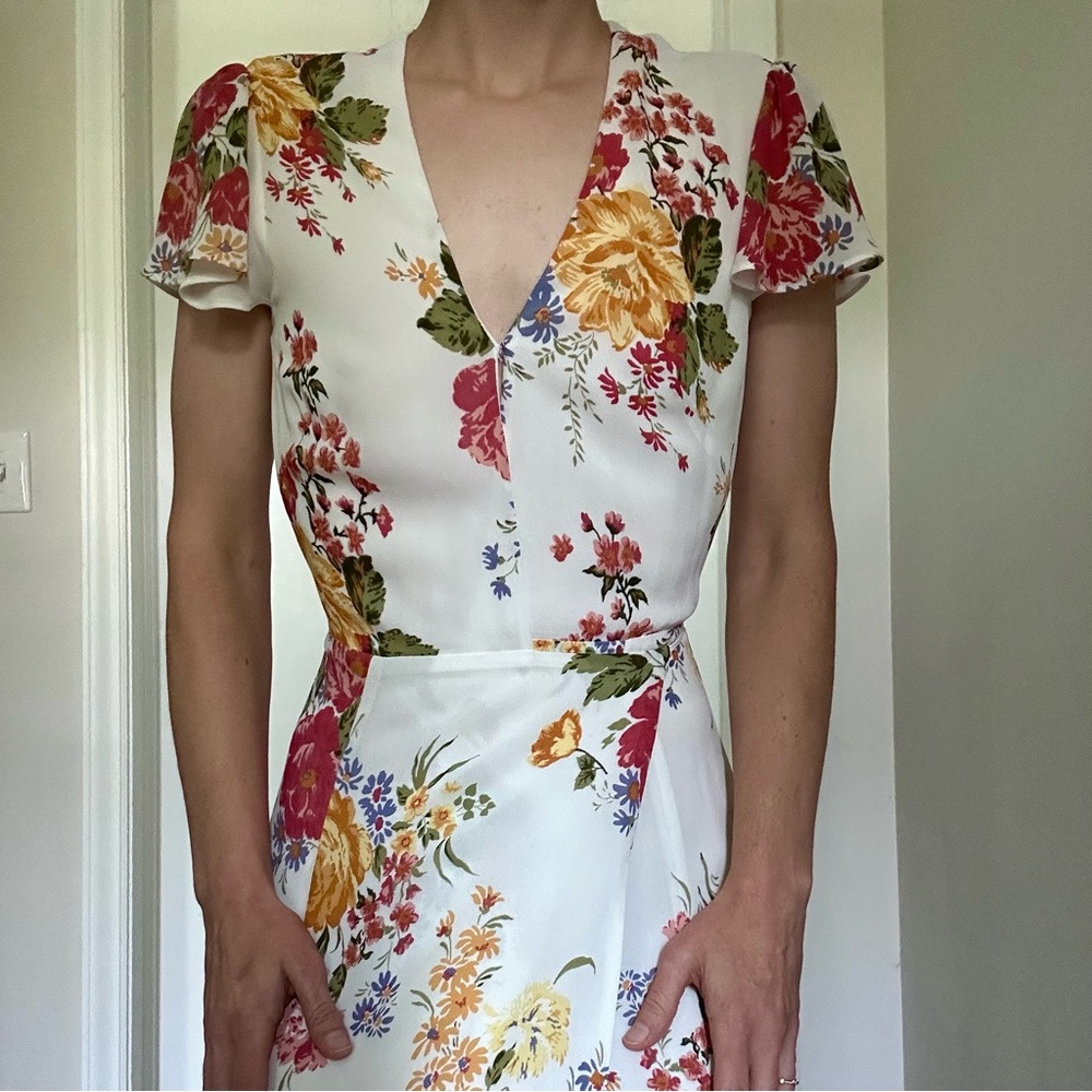 Reformation Rosey Dress in Bouquet - Picture 5 of 16